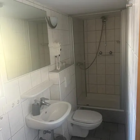 Hotel Hotel-pension Marienhof 3*