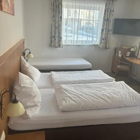 Hotel-pension Marienhof Hotel 3*