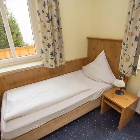 Hotel-pension Marienhof 3*