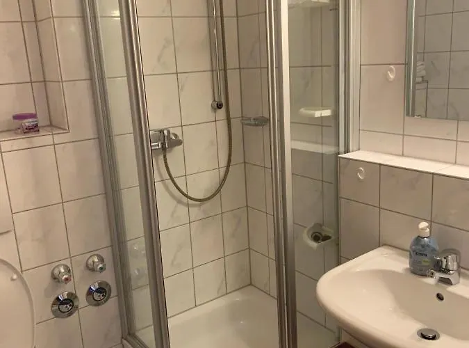 Marienhof 3*