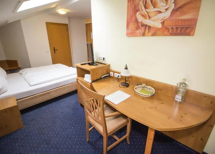 Hotel-pension Marienhof 3*