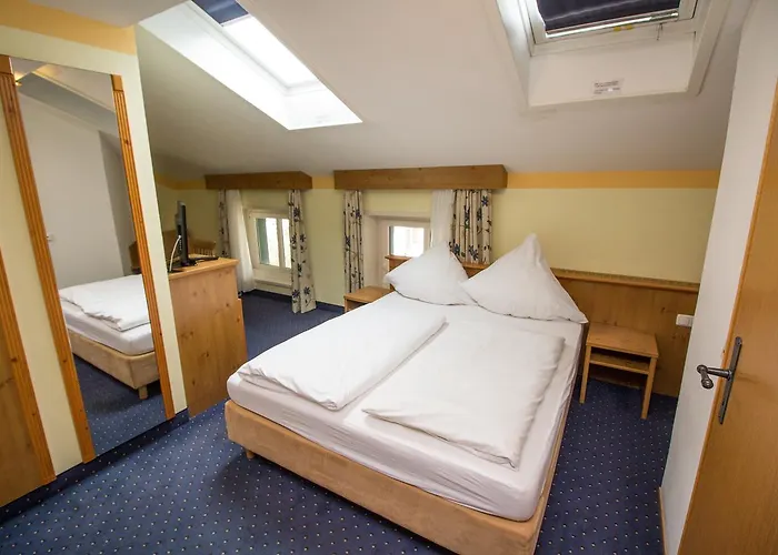Hotel-pension Marienhof 3*